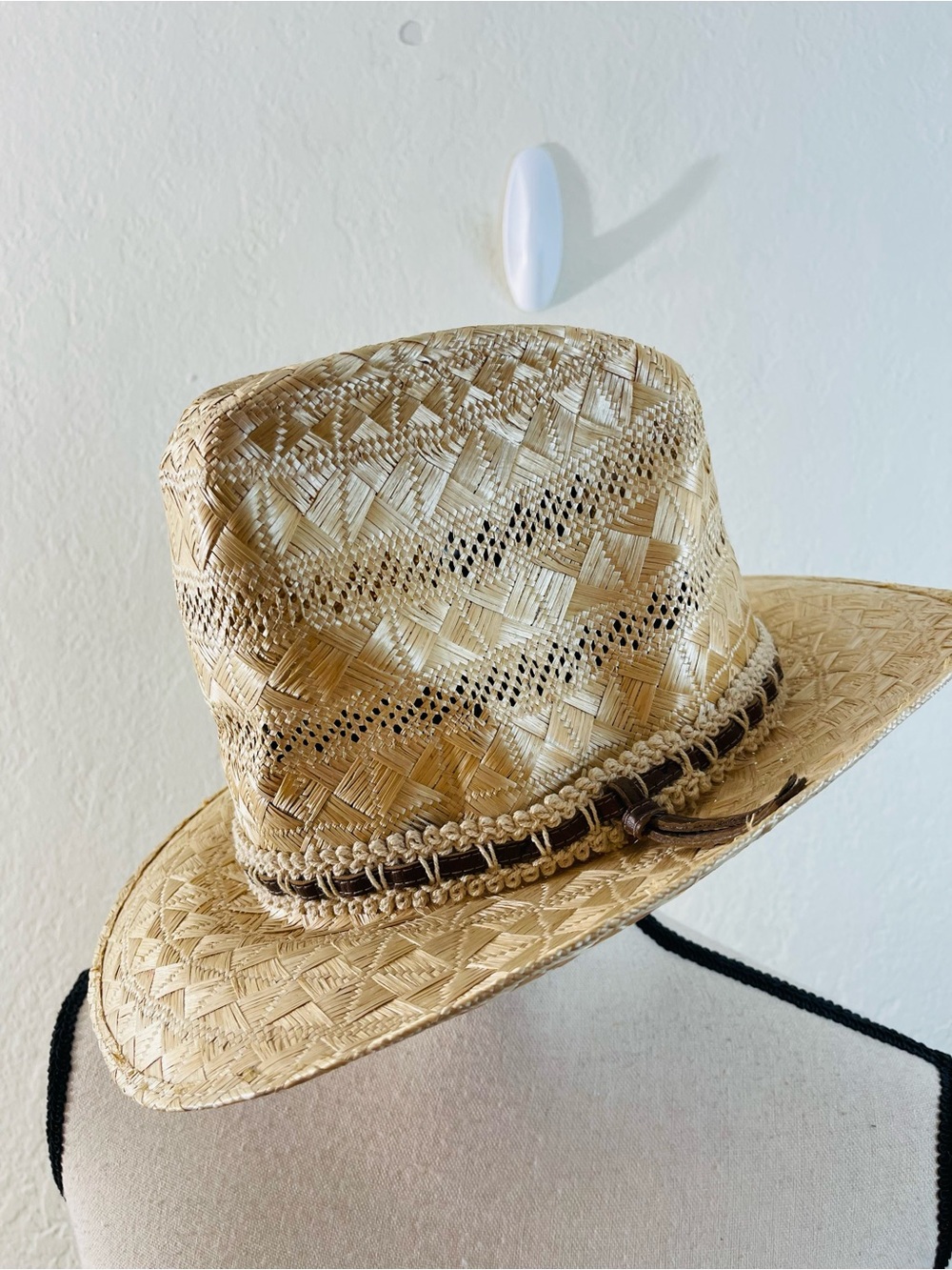Bailey U-Rollit Cowboy Straw Hat - Natural with Black Band New West Collection